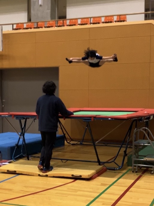 トランポリン水曜日